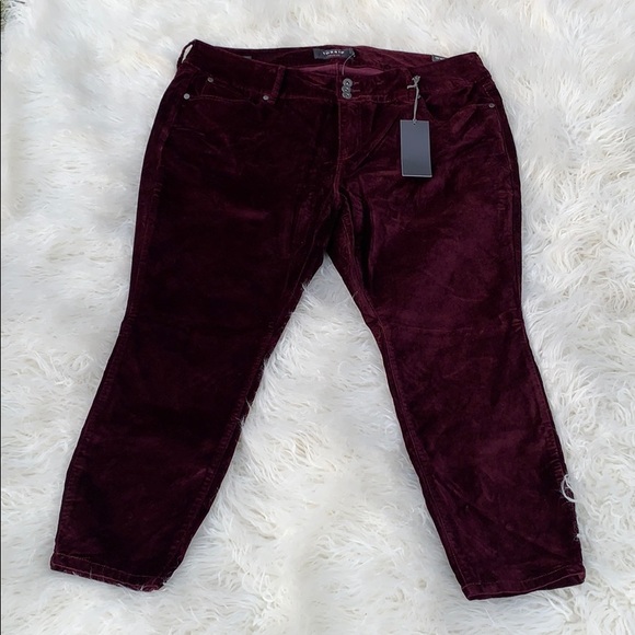 NWT Torrid Burgundy Velvet Jeggings Size 22S - Picture 8 of 8